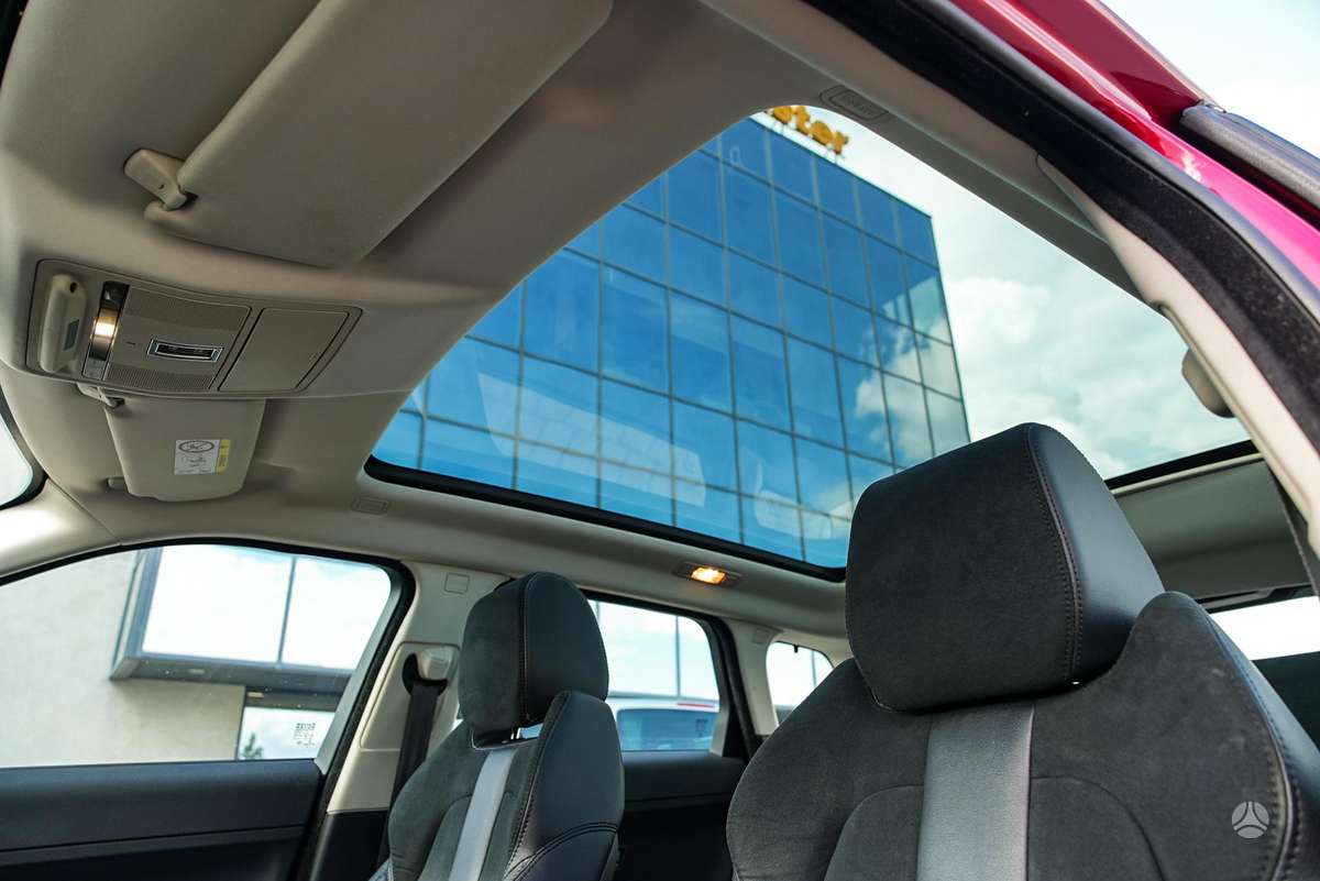 Land Rover Evoque, 2.2 l., off-road / crossover