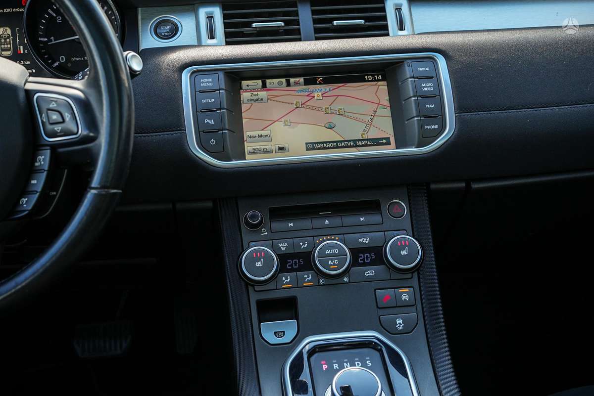 Land Rover Evoque, 2.2 l., off-road / crossover