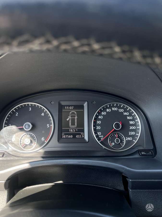 Volkswagen Caddy Maxi - 12