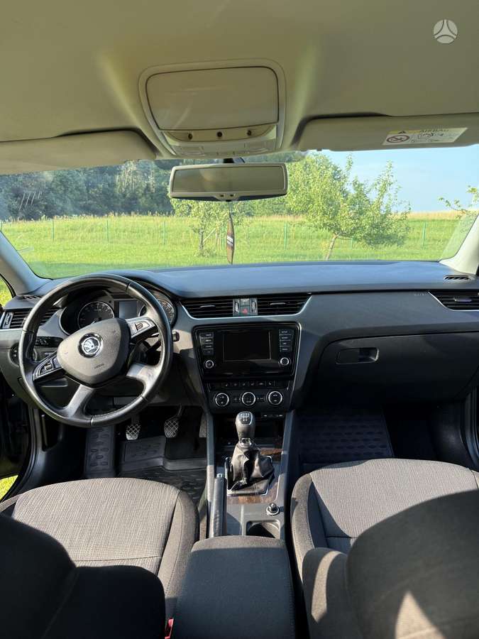 Skoda Octavia, 1.6 l., hatchback