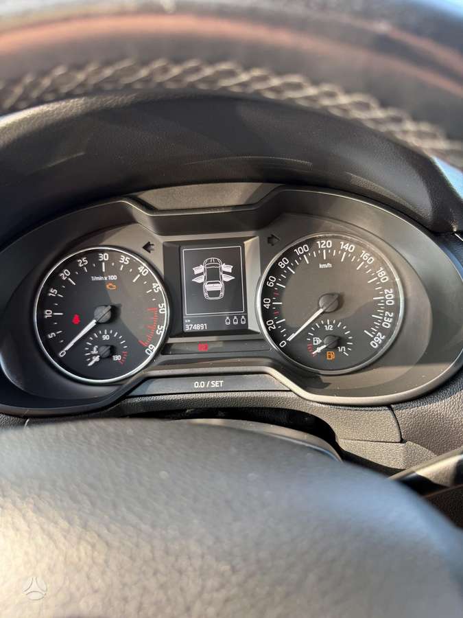 Skoda Octavia, 1.6 l., hatchback