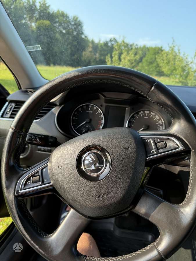 Skoda Octavia, 1.6 l., hatchback
