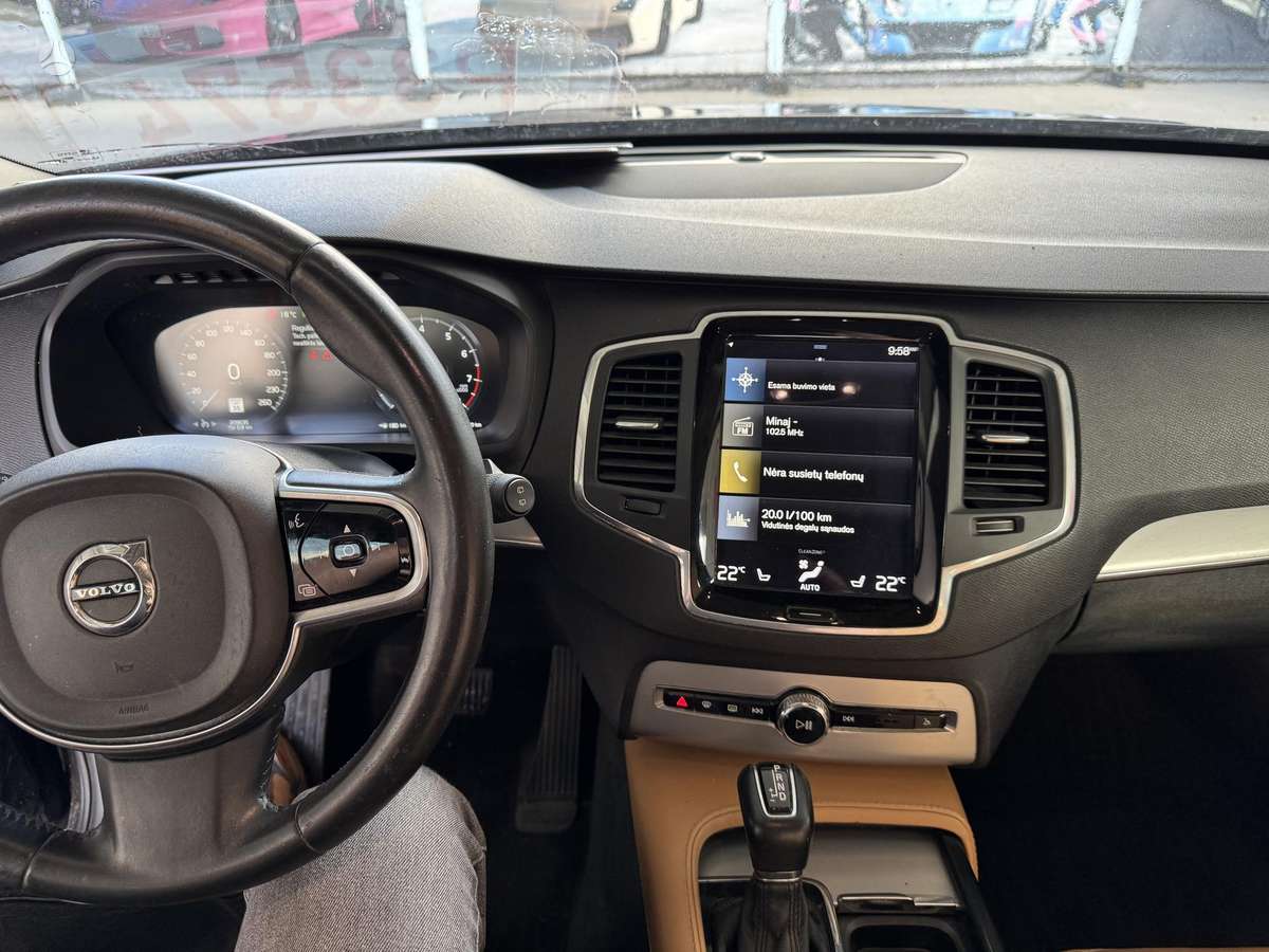 Volvo XC90 - 5