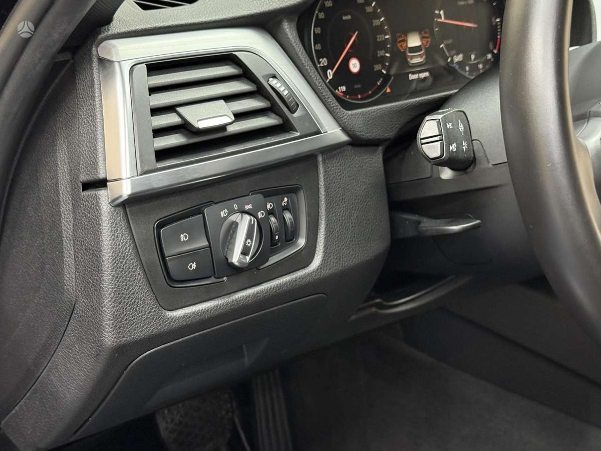 BMW 320, 2.0 l., wagon