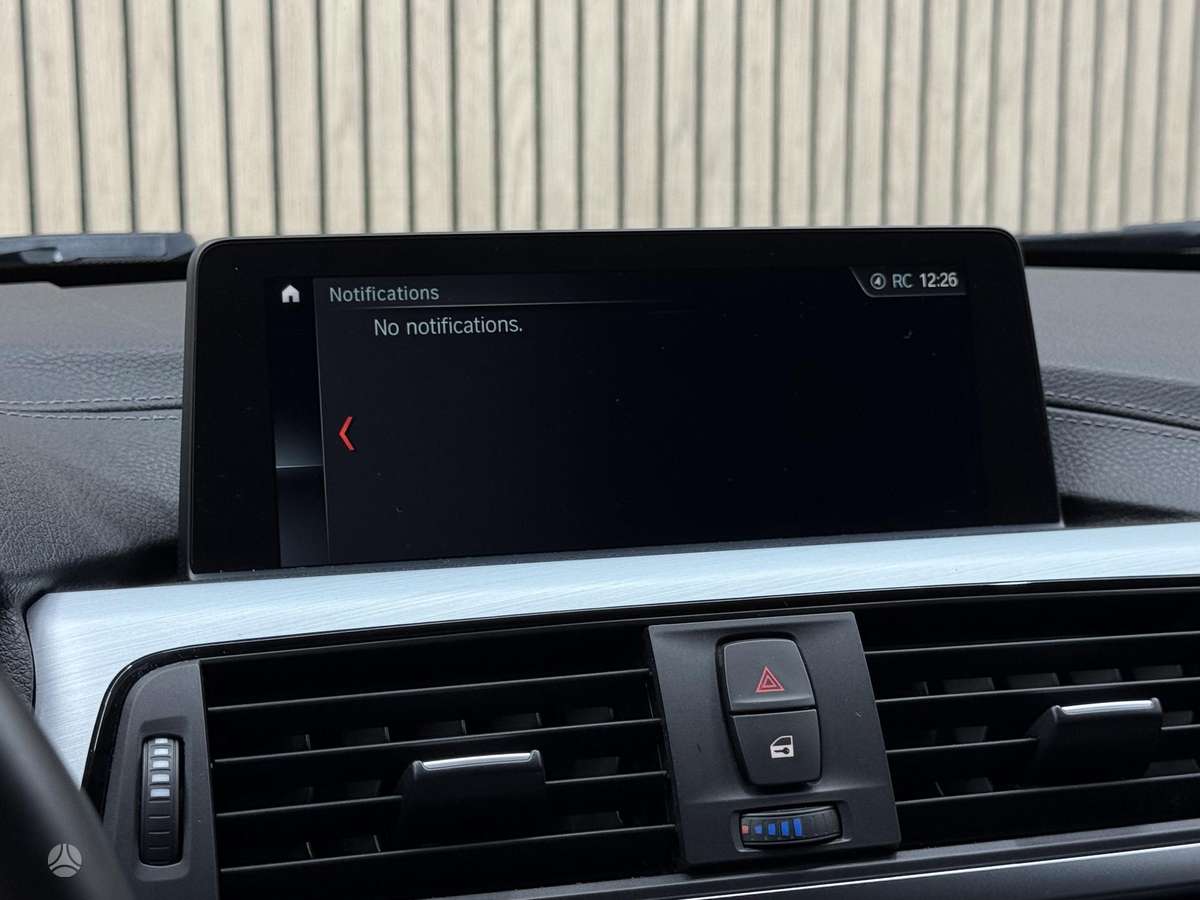 BMW 320, 2.0 l., wagon