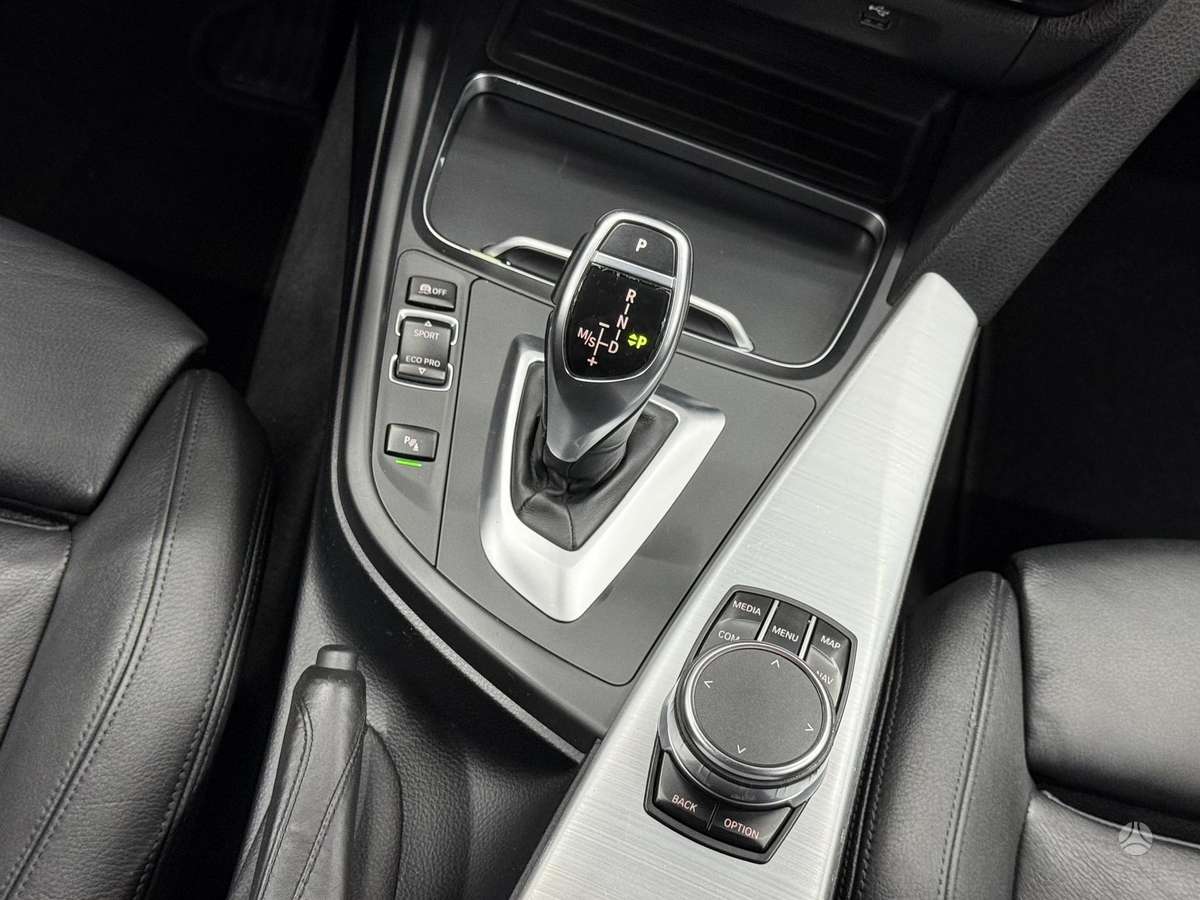 BMW 320, 2.0 l., universalas