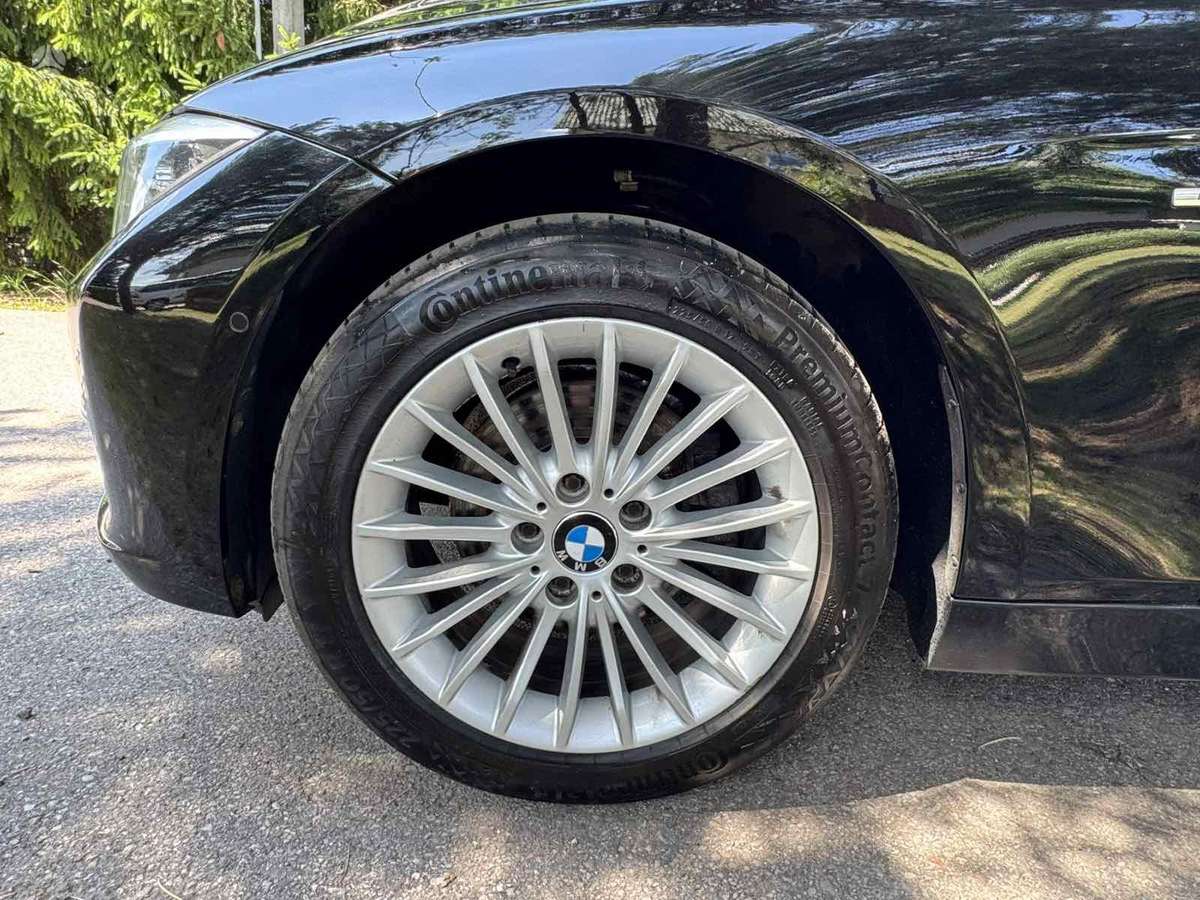 BMW 320, 2.0 l., universalas