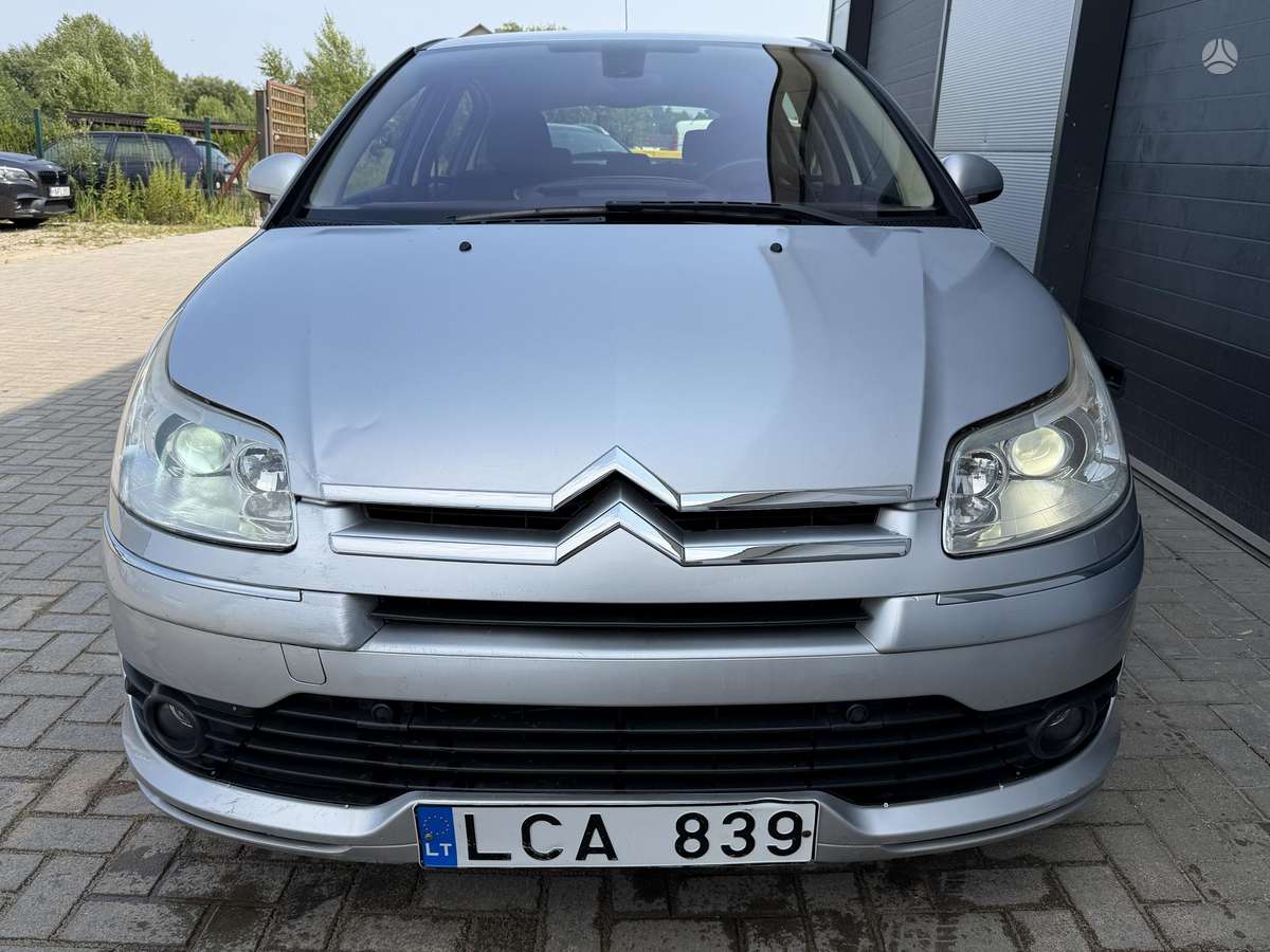 Citroen C4, 2.0 l., hatchback