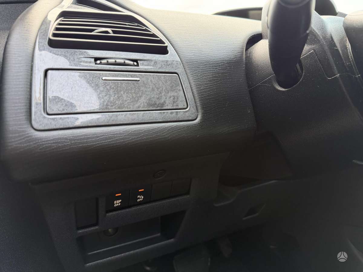 Citroen C4, 2.0 l., Хэтчбек