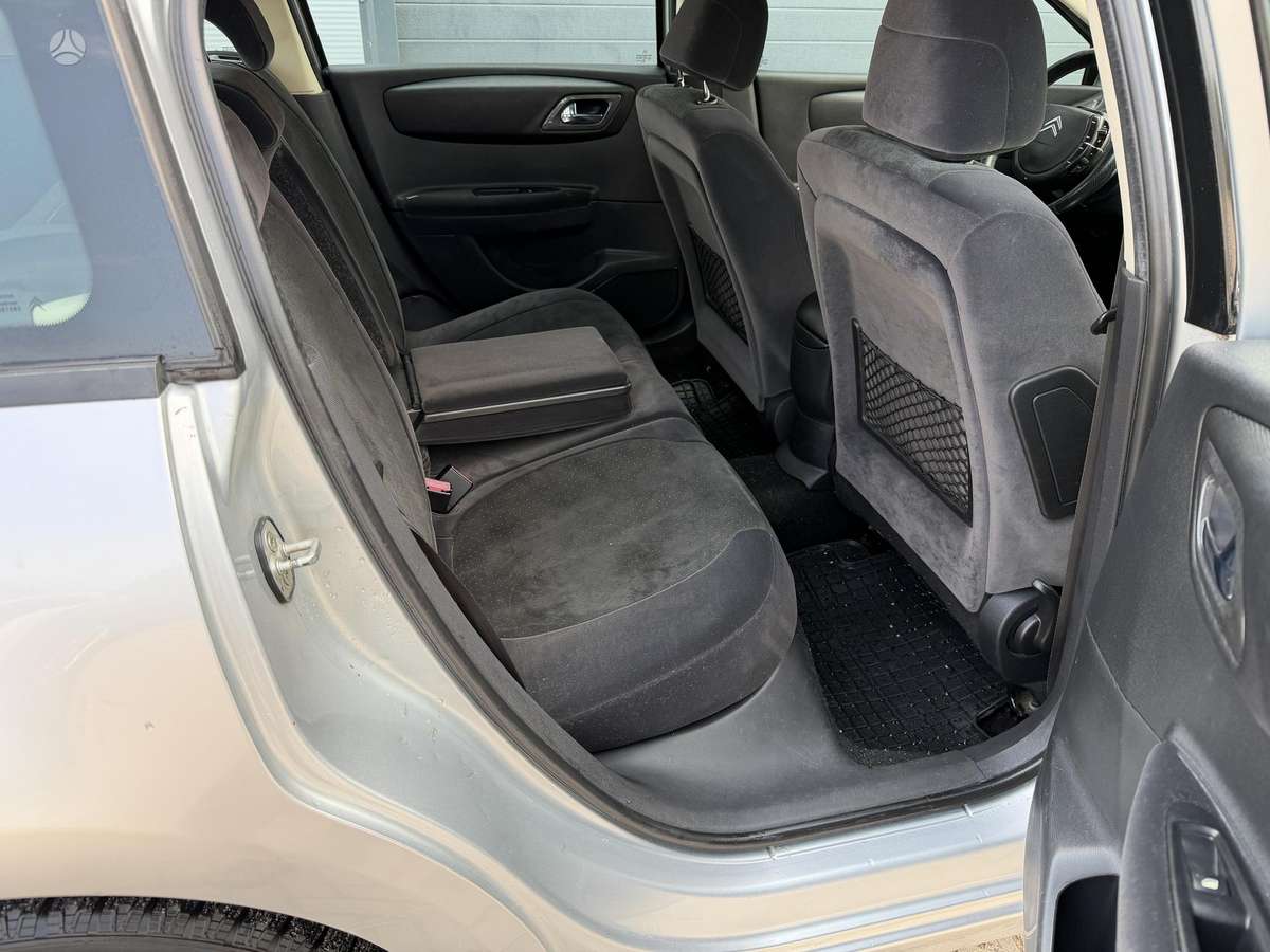 Citroen C4, 2.0 l., hatchback