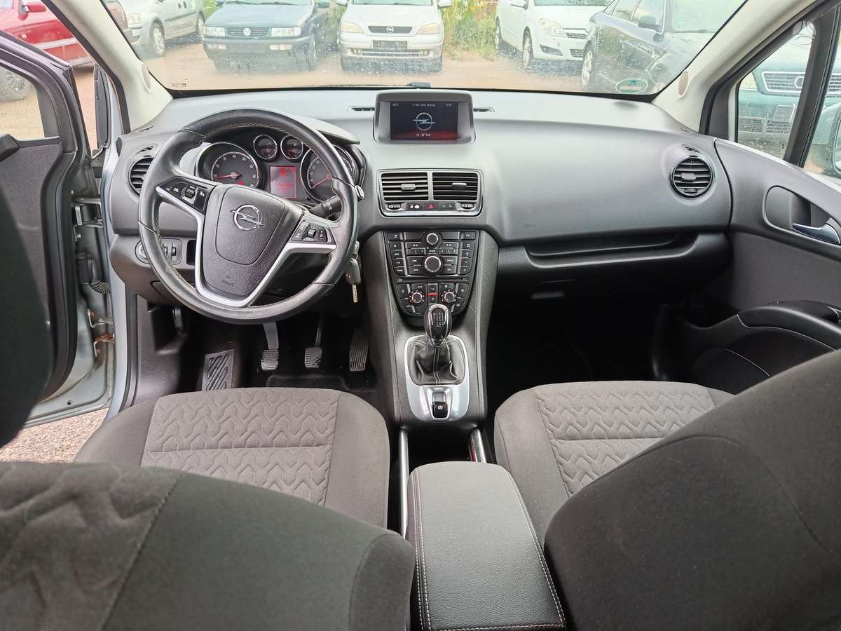 Opel Meriva, Минивэн