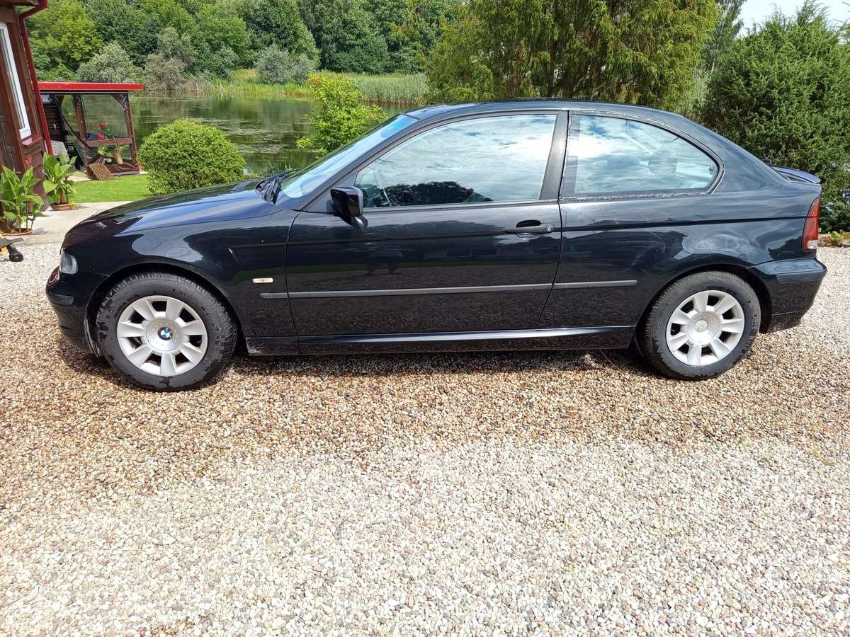 BMW 316, 1.8 l., hatchback