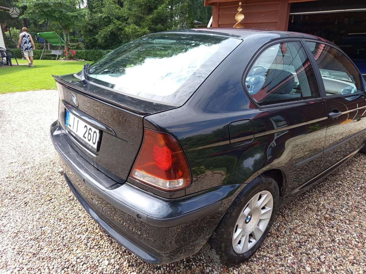 BMW 316, 1.8 l., hatchback
