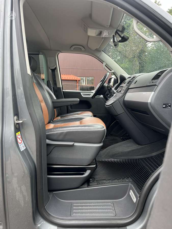 Volkswagen Multivan - 6