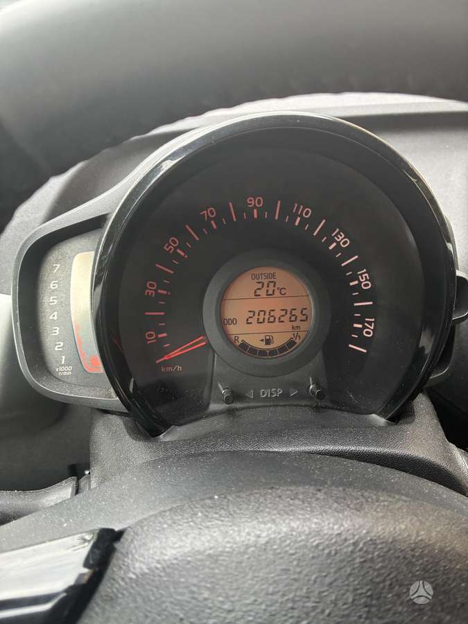 Toyota Aygo - 12