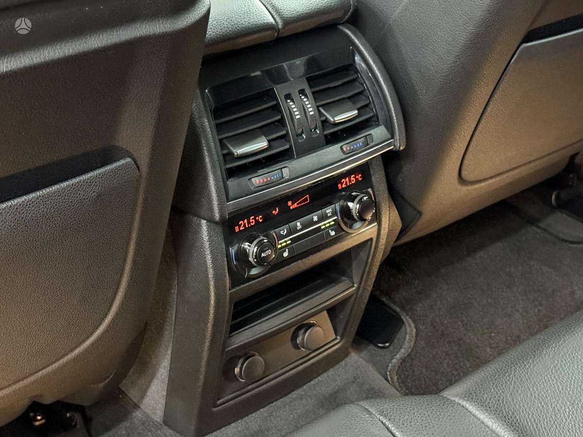 BMW X5, 3.0 l., Внедорожник / Кроссовер