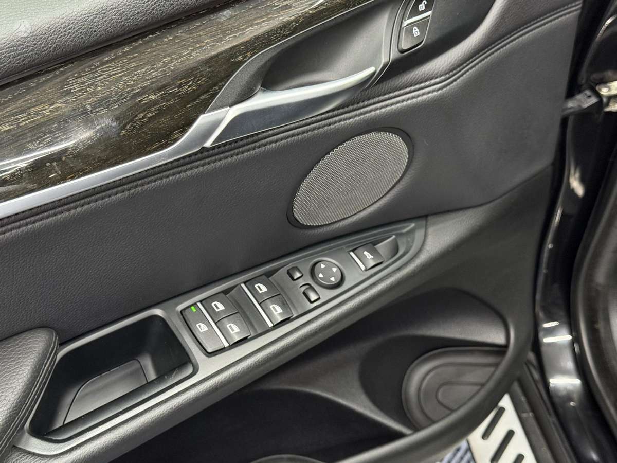 BMW X5, 3.0 l., Внедорожник / Кроссовер