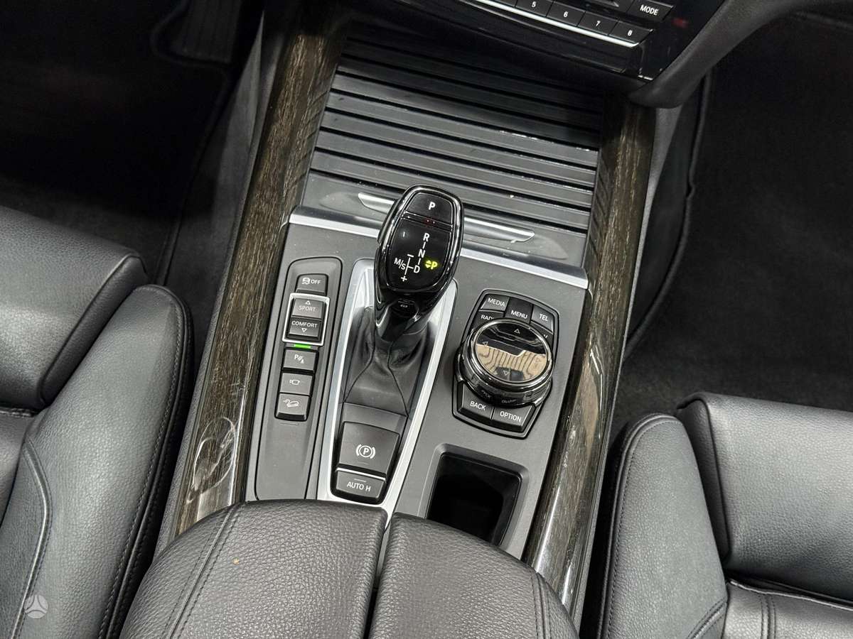 BMW X5, 3.0 l., Внедорожник / Кроссовер