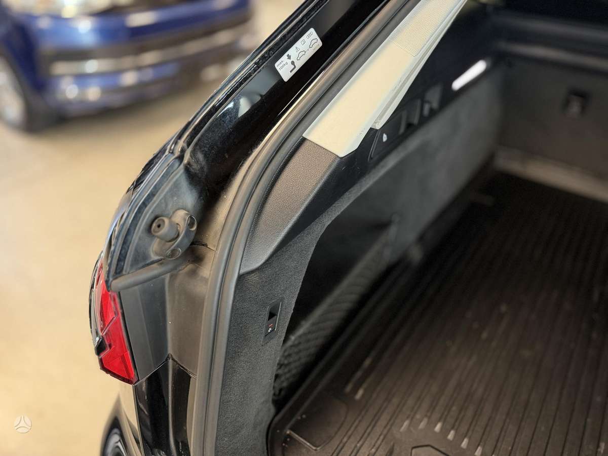 Audi A6 allroad, 3.0 l., Универсал