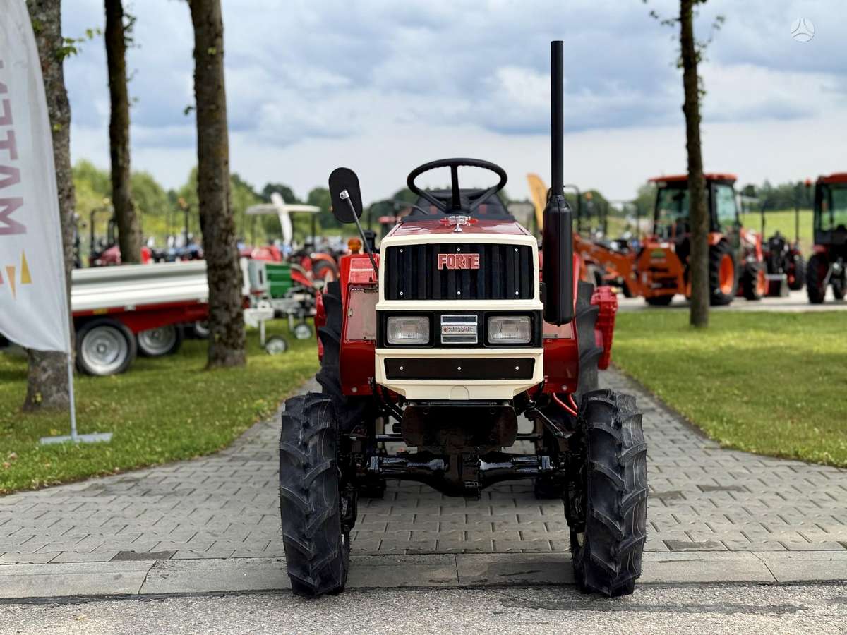 Yanmar F-17, tractors