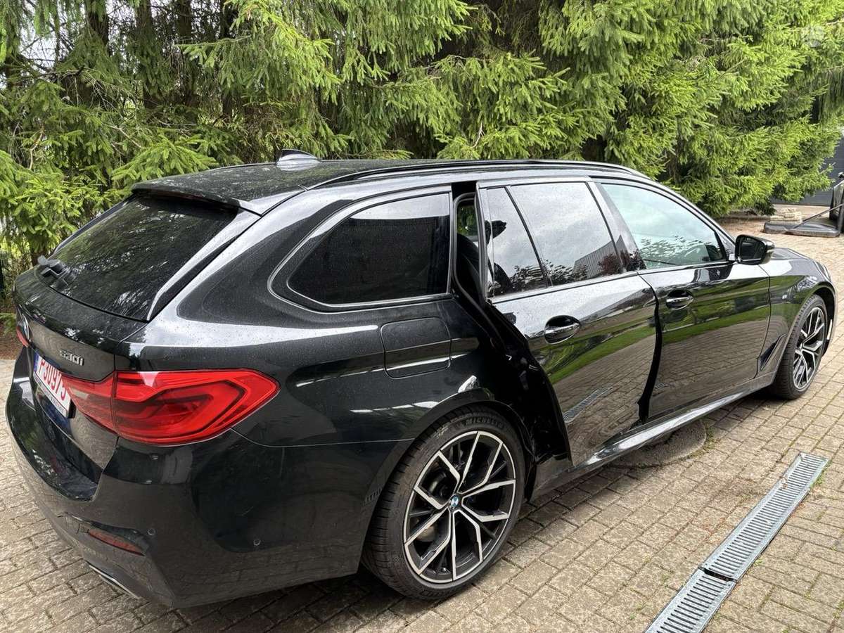 BMW 530, 2.0 l., wagon