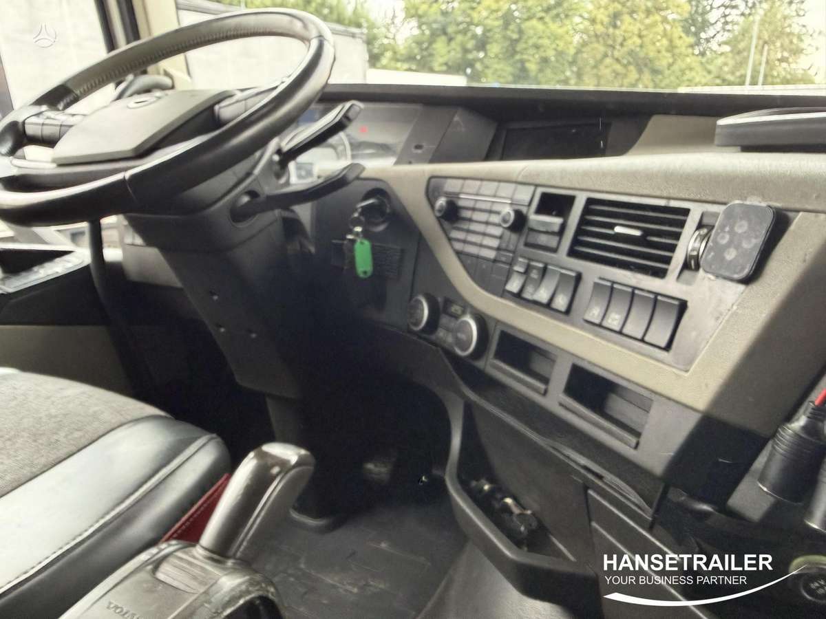 Volvo FH 500, double sleeper