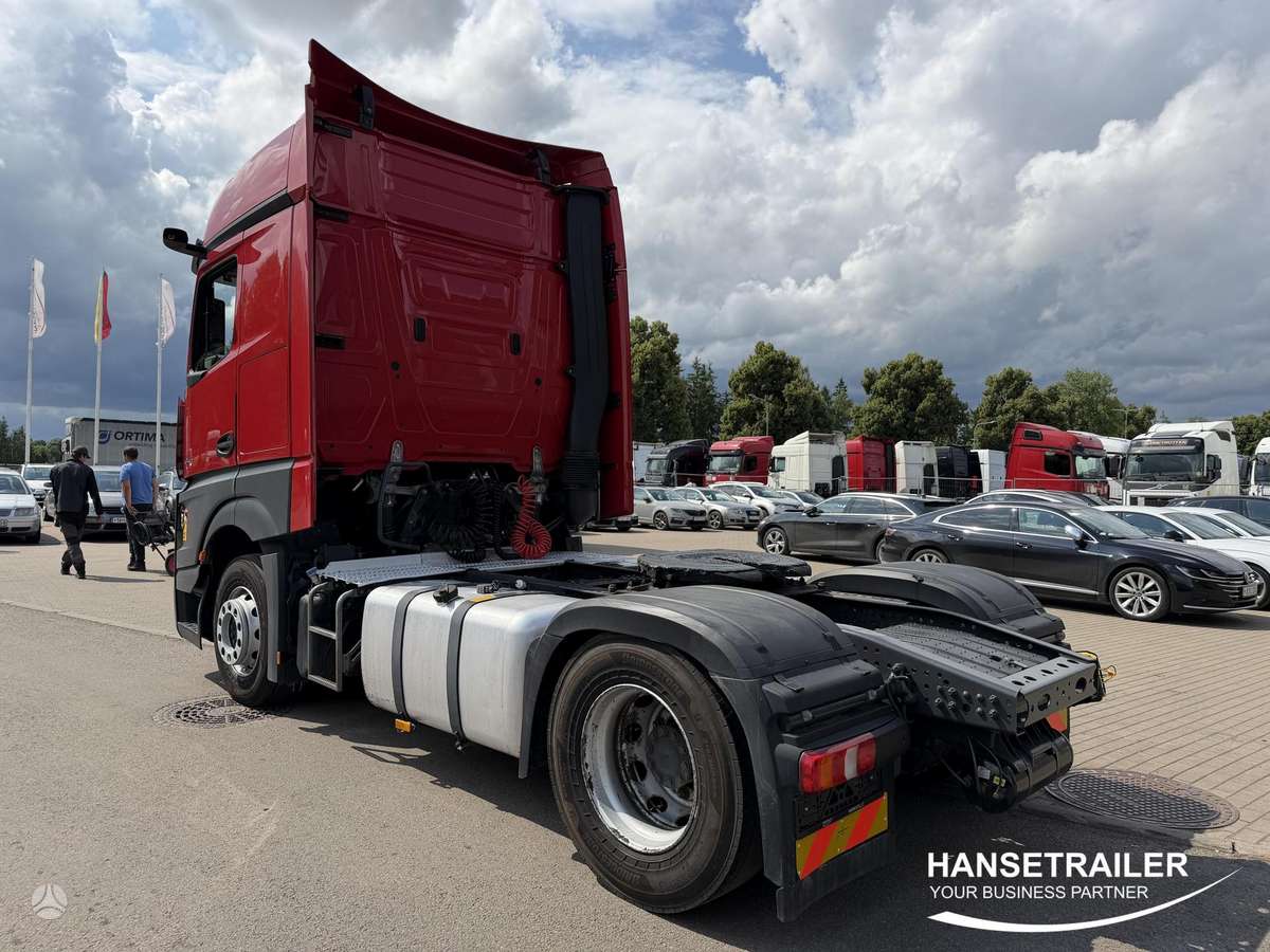 Mercedes-Benz Actros 1845 Big Space, double sleeper
