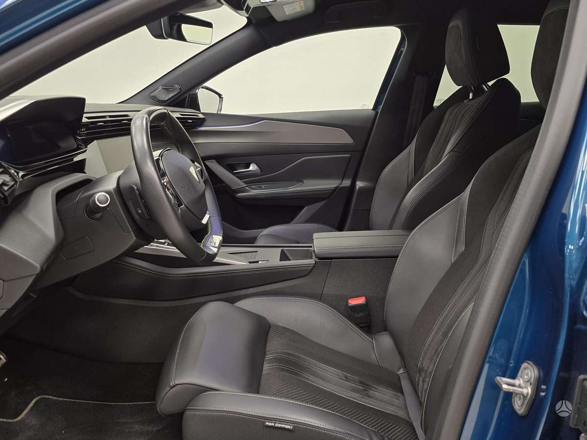 Peugeot 408 - 11