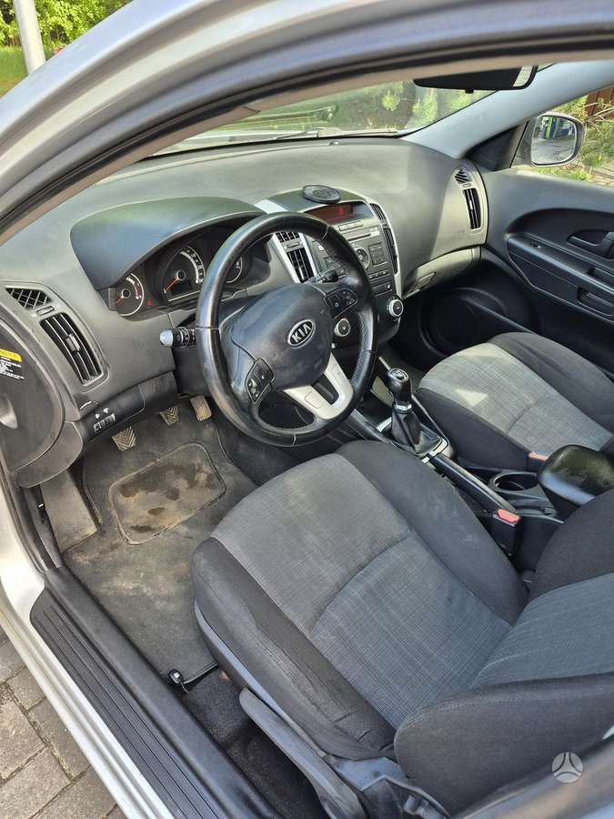 Kia Ceed, 1.6 l., universalas