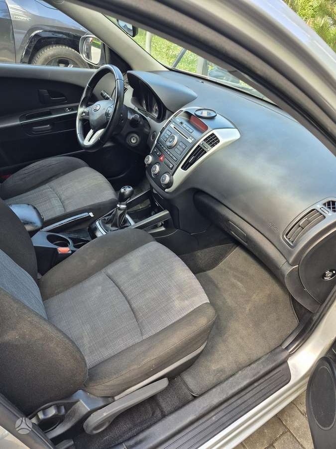 Kia Ceed, 1.6 l., Универсал