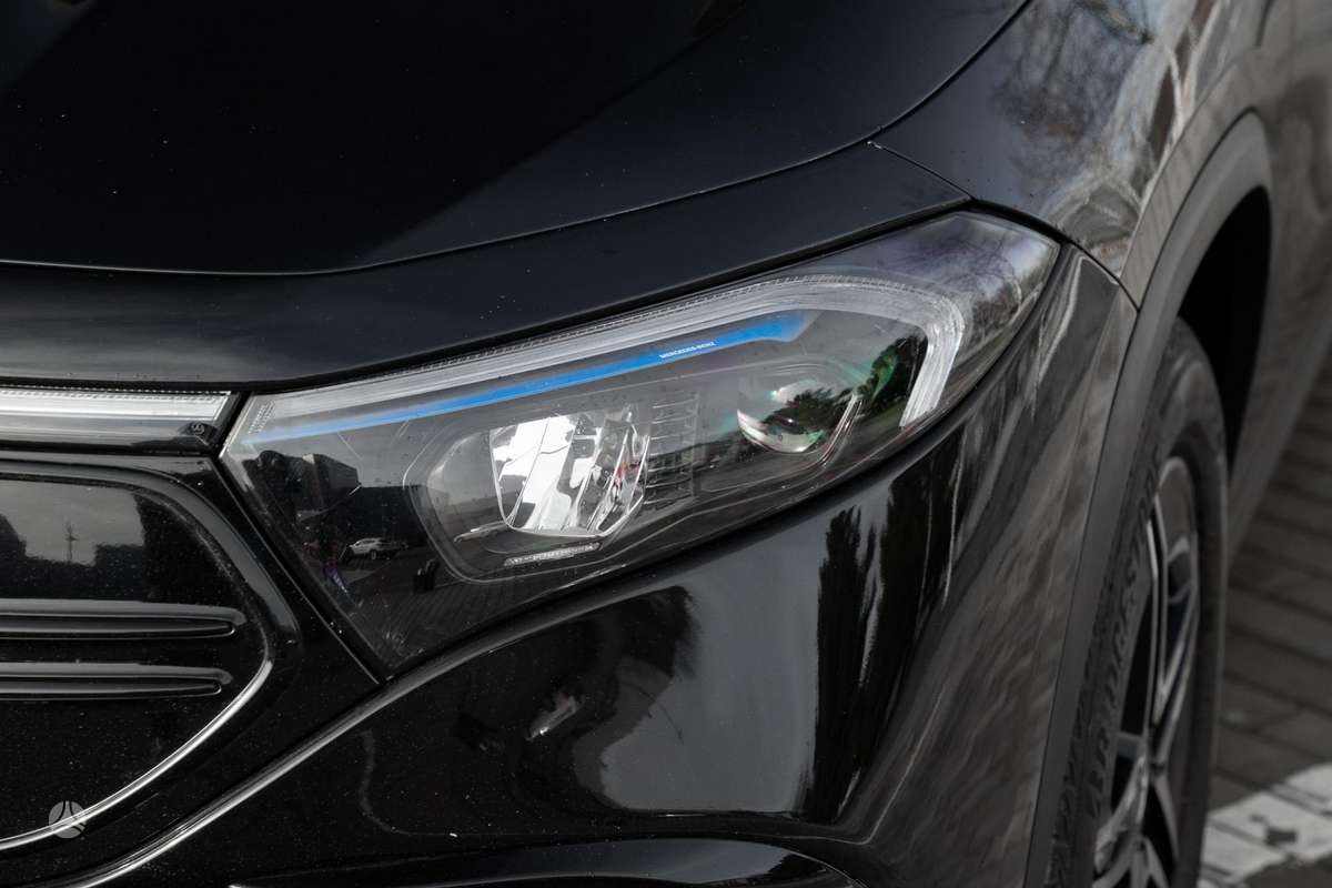 Mercedes-Benz EQA, off-road / crossover