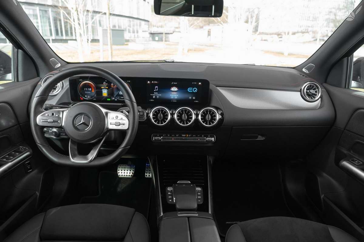 Mercedes-Benz EQA, off-road / crossover
