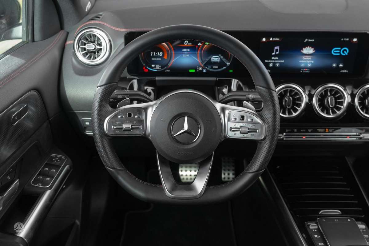 Mercedes-Benz EQA, off-road / crossover
