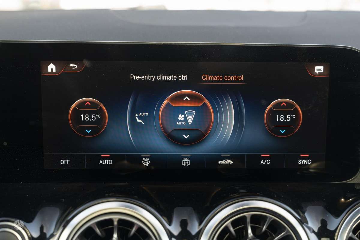 Mercedes-Benz EQA, off-road / crossover