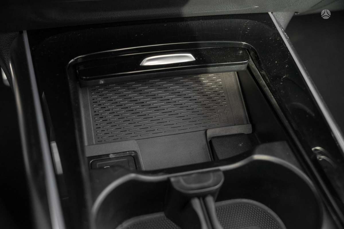 Mercedes-Benz EQA, off-road / crossover