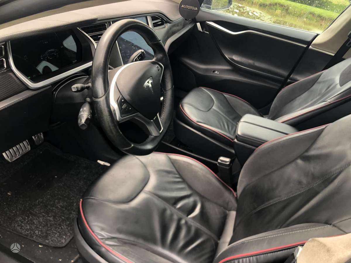 Tesla Model S, 85 kWh, hatchback