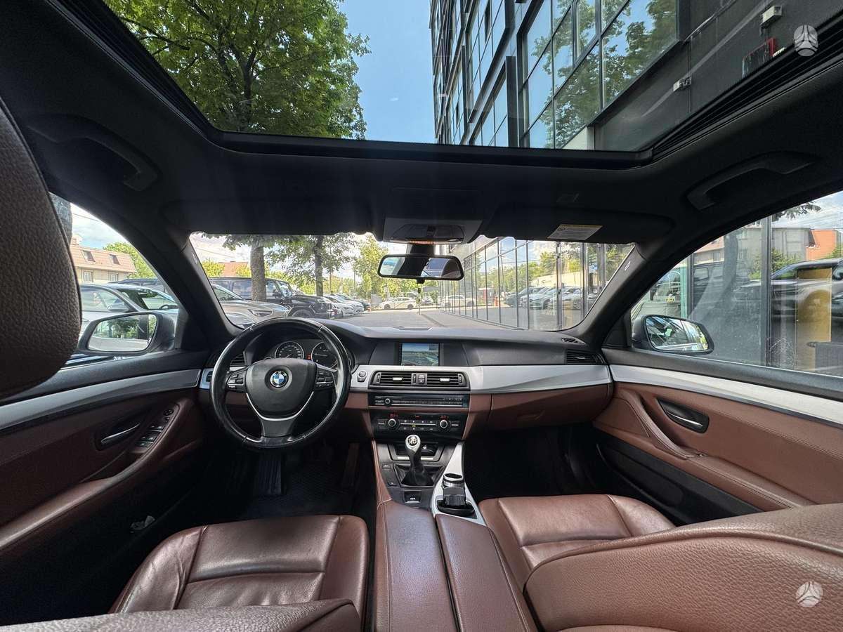 BMW 520, 2.0 l., wagon