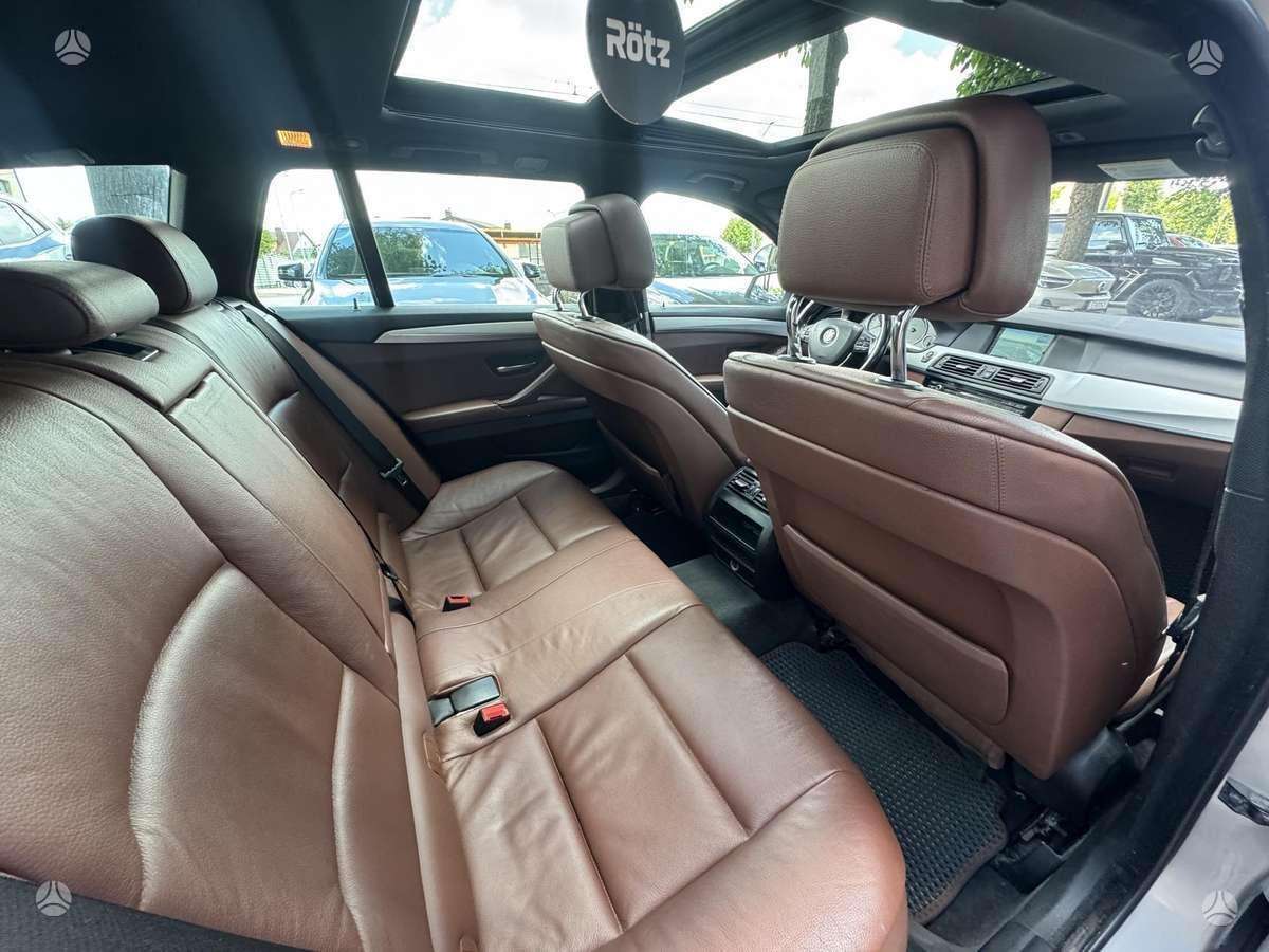 BMW 520, 2.0 l., wagon