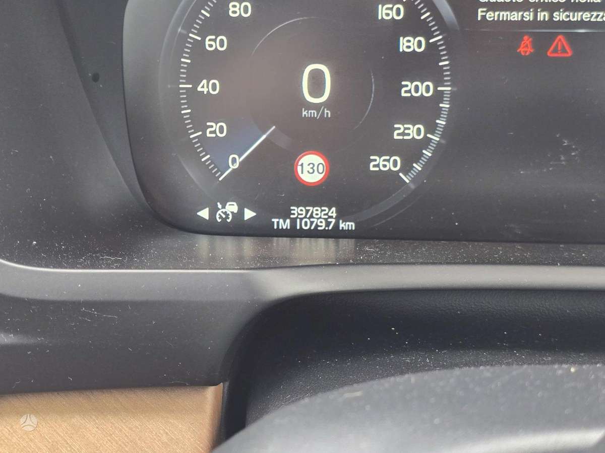 Volvo XC90 - 5