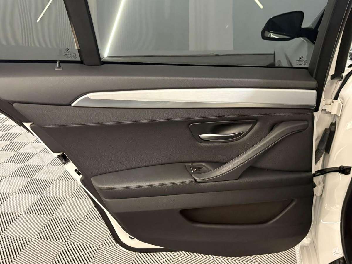 BMW 520, 2.0 l., universalas
