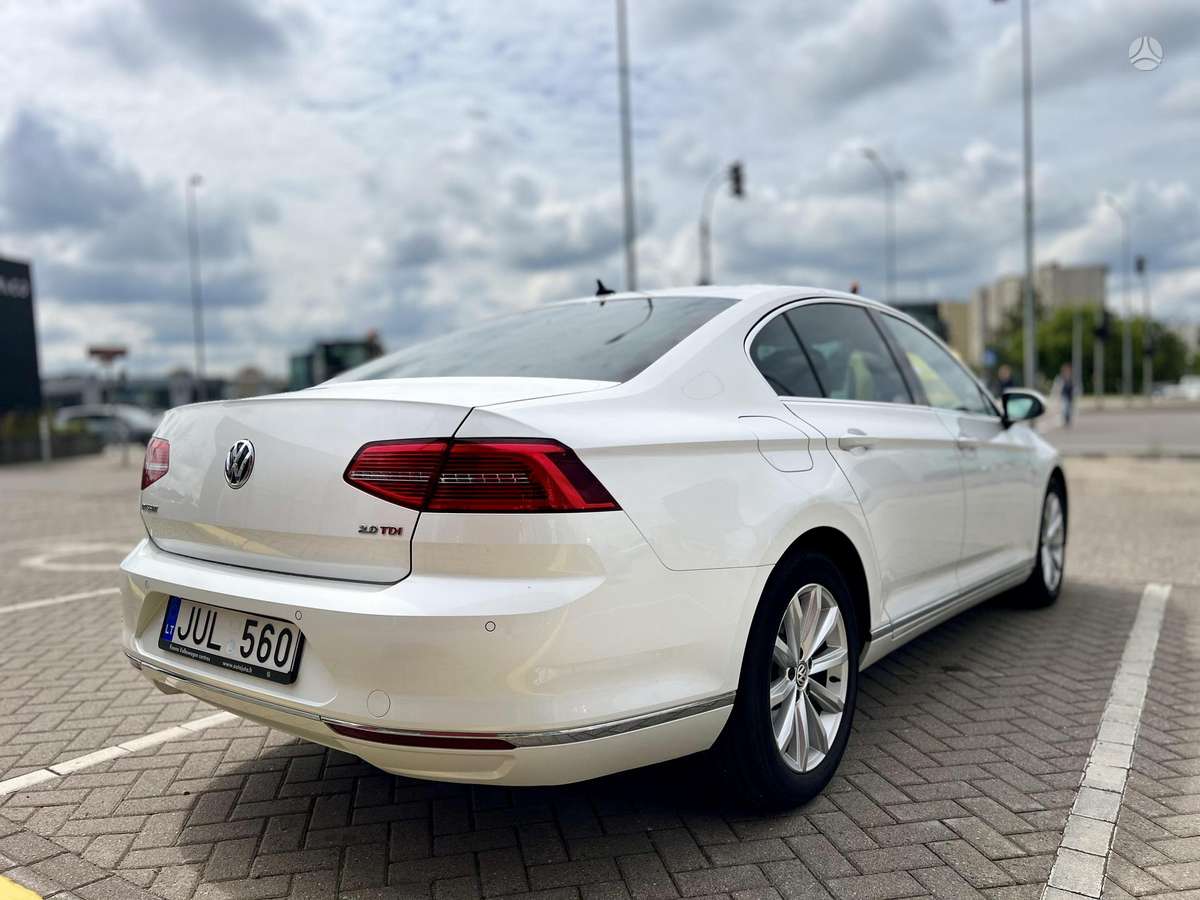 Volkswagen Passat, 2.0 l., Седан