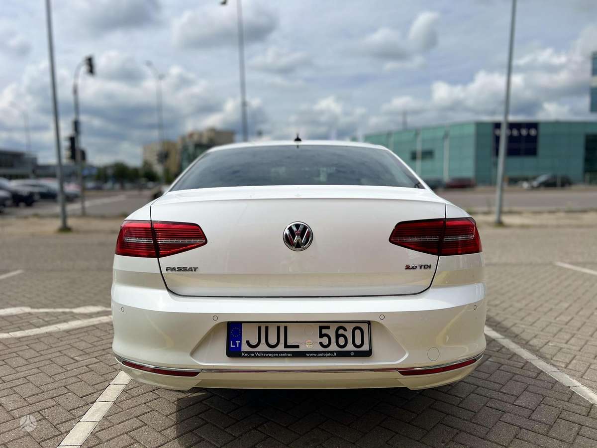 Volkswagen Passat, 2.0 l., Седан