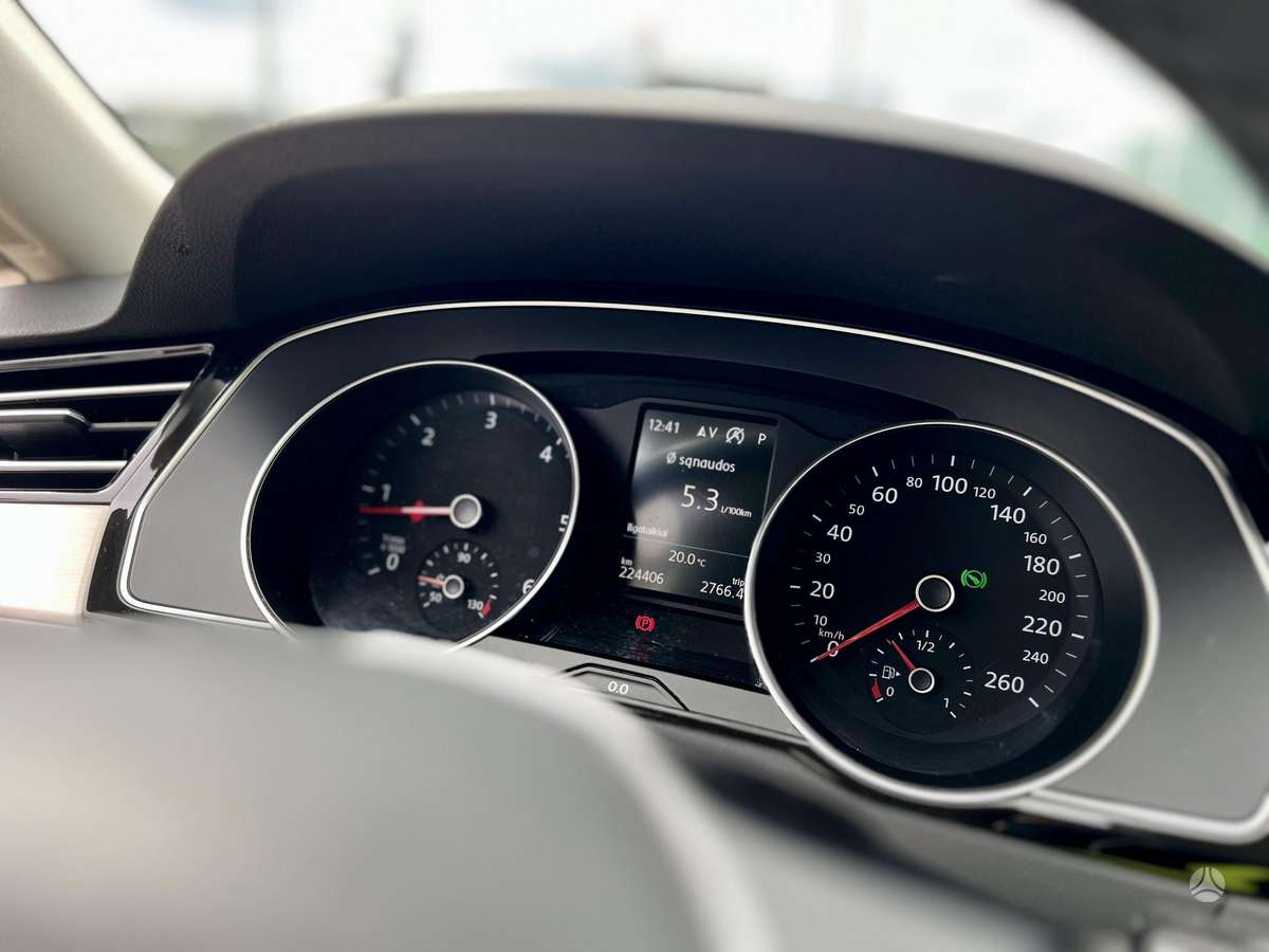 Volkswagen Passat, 2.0 l., Седан