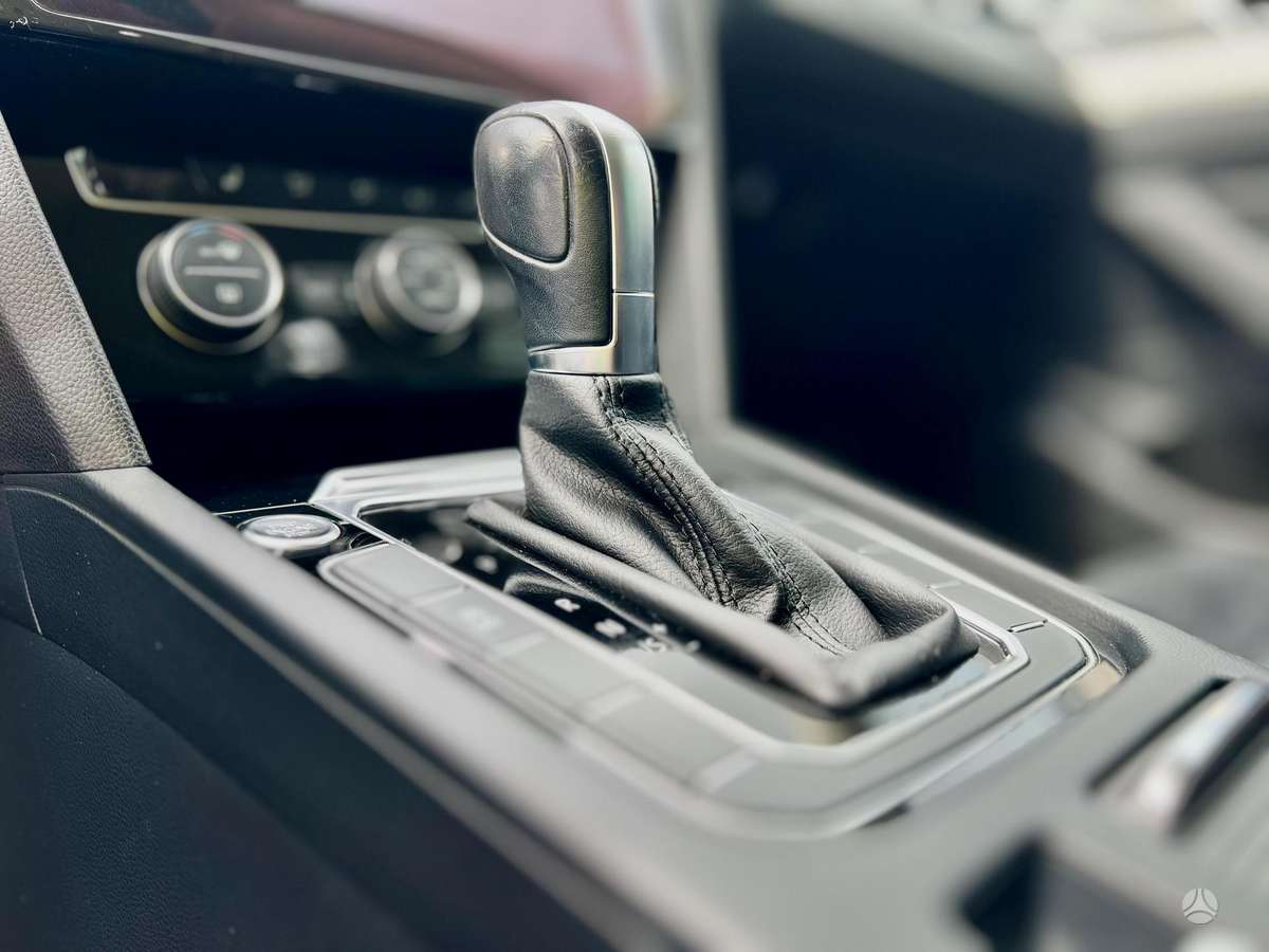 Volkswagen Passat, 2.0 l., Седан
