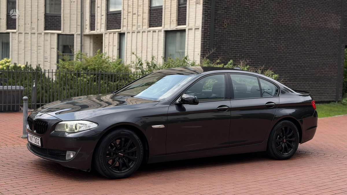 BMW 530, 3.0 l., Седан