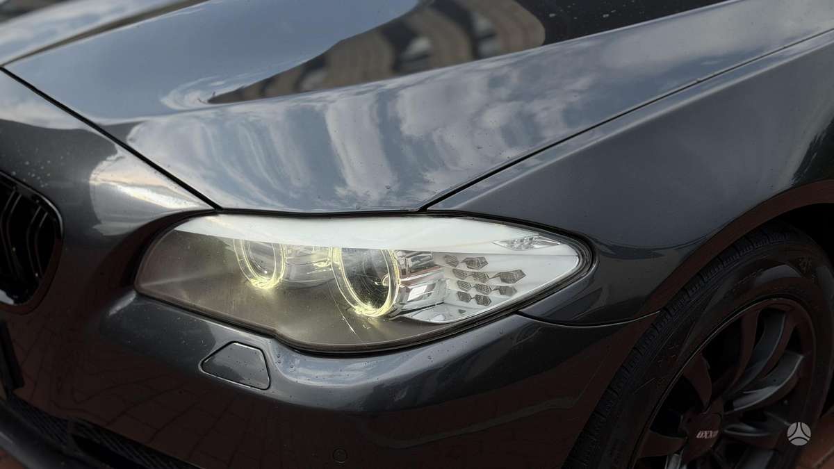 BMW 530, 3.0 l., Седан