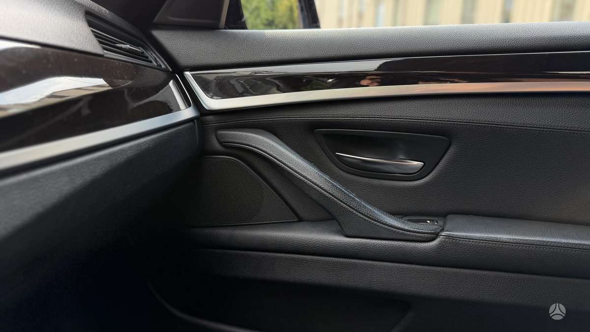 BMW 530, 3.0 l., Седан