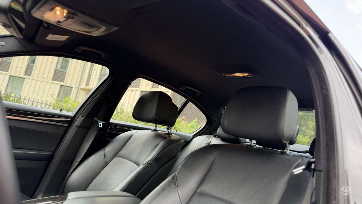 BMW 530, 3.0 l., Седан
