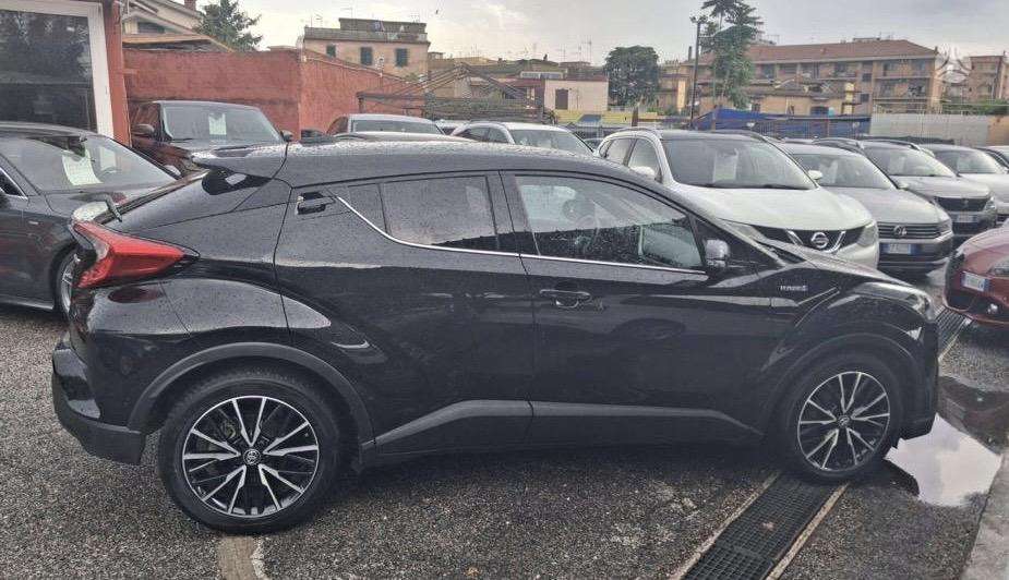 Toyota C-HR - 2