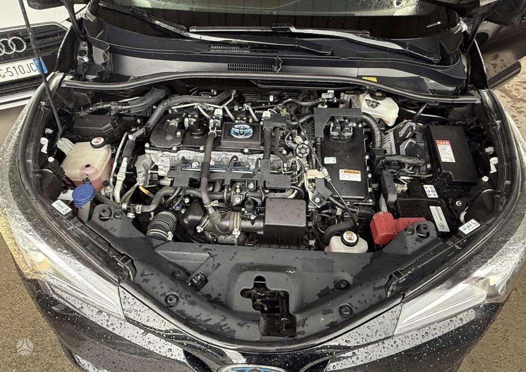 Toyota C-HR - 10